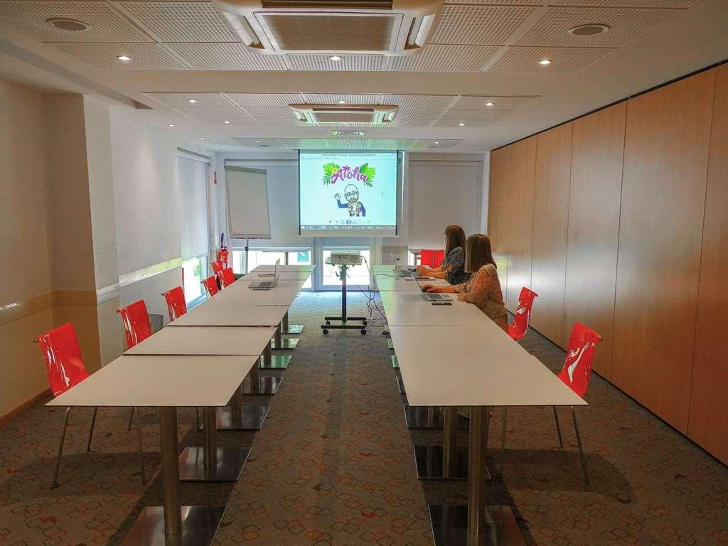 Hotel ibis Golfe de Saint-Tropez Cogolin Einrichtungen foto