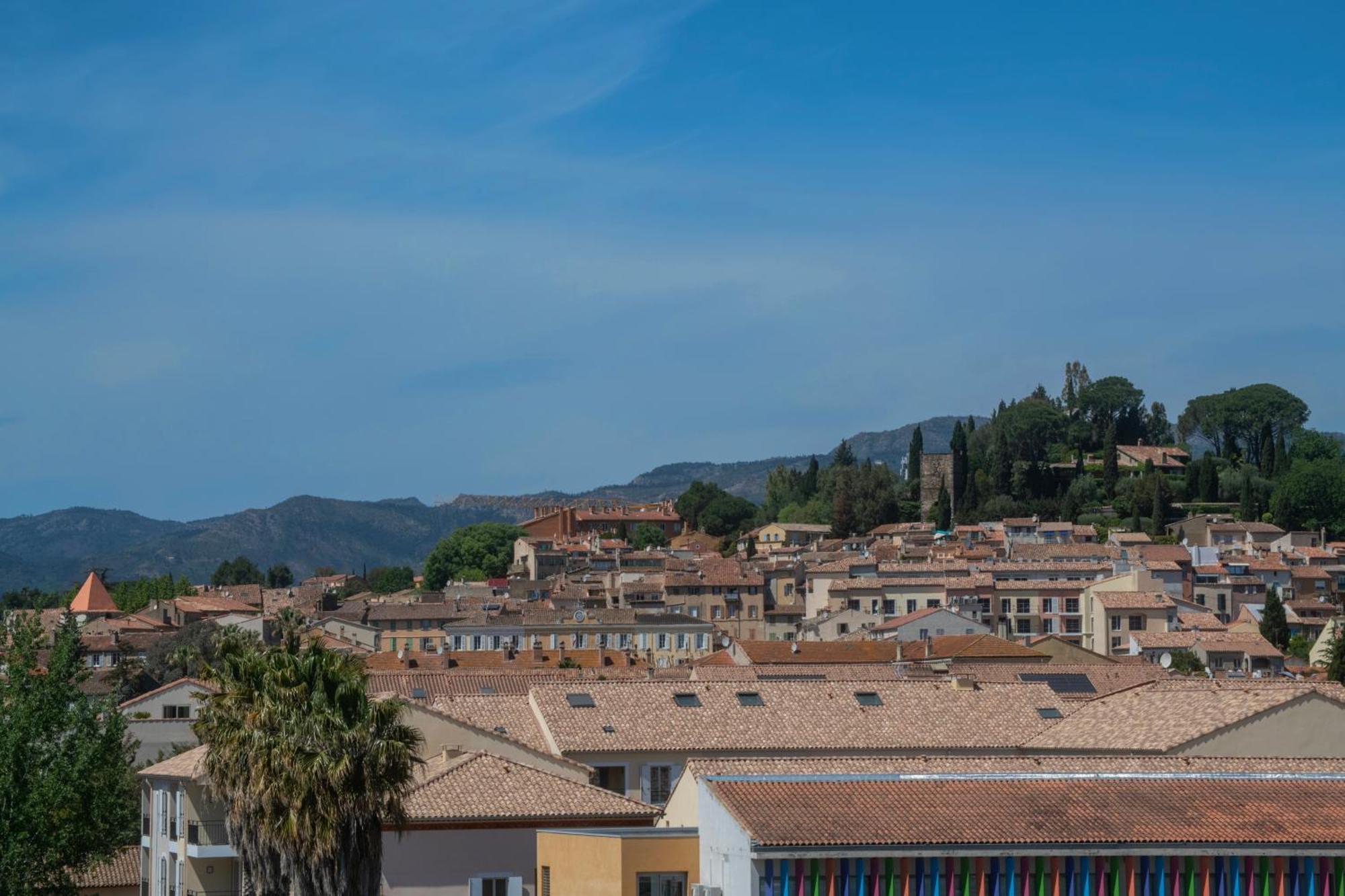 Hotel ibis Golfe de Saint-Tropez Cogolin Exterior foto