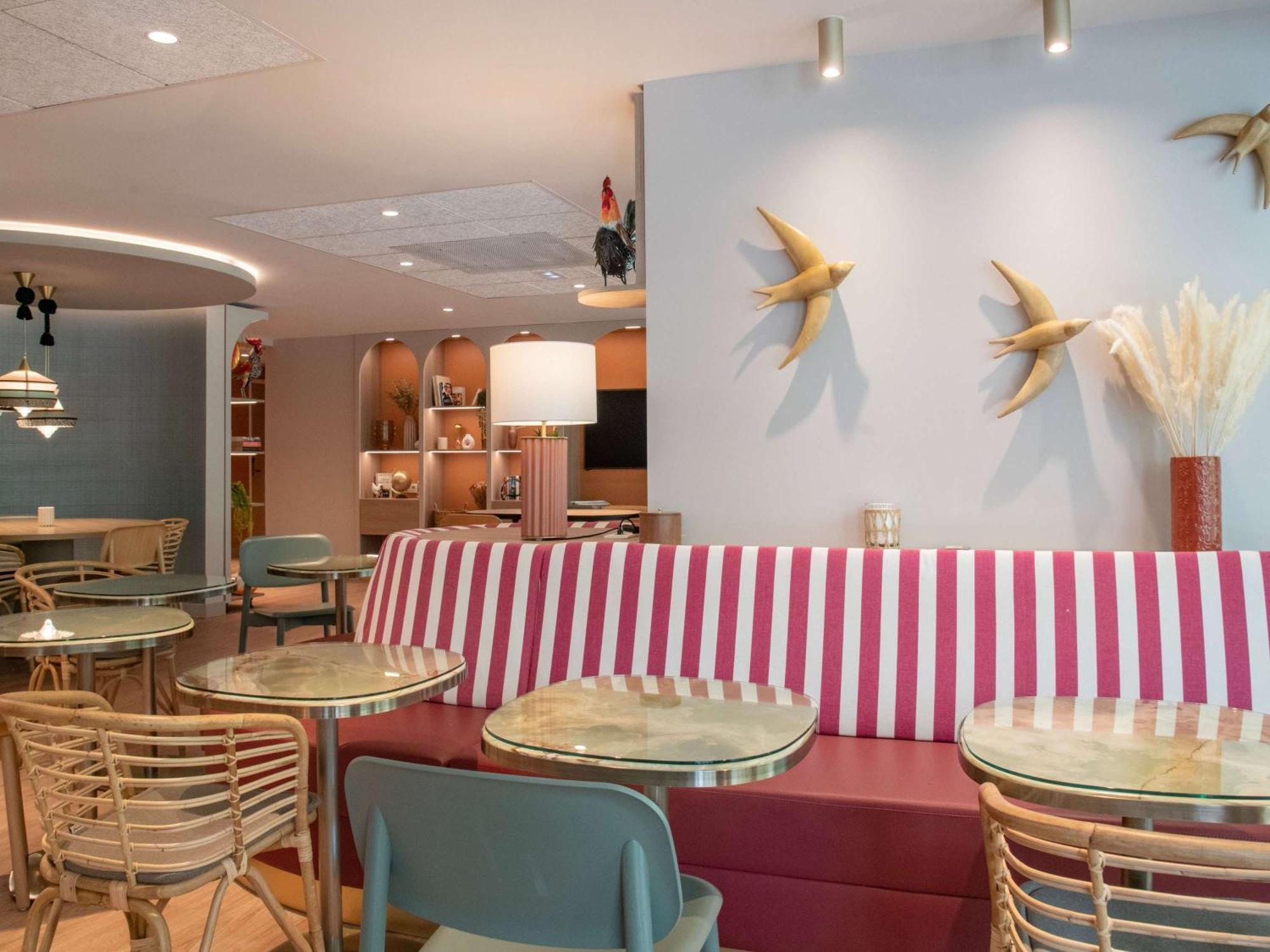 Hotel ibis Golfe de Saint-Tropez Cogolin Exterior foto